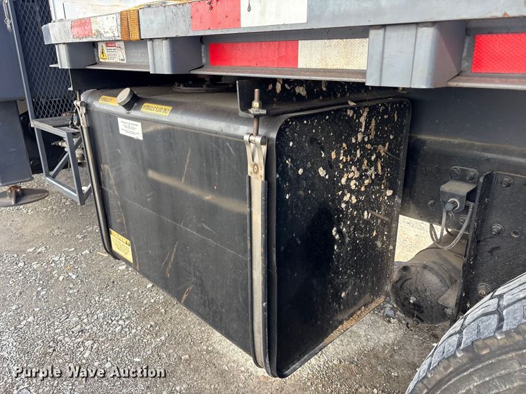 image for item YA2011 2019 Western Star 4700 crane truck