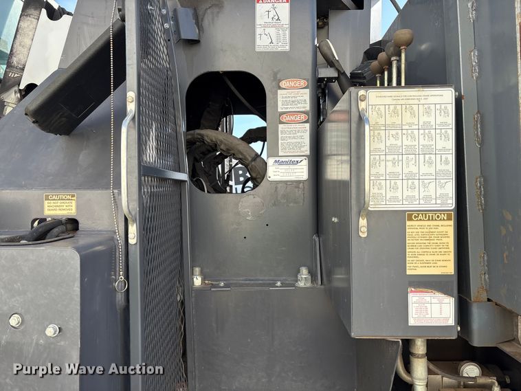 image for item YA2011 2019 Western Star 4700 crane truck