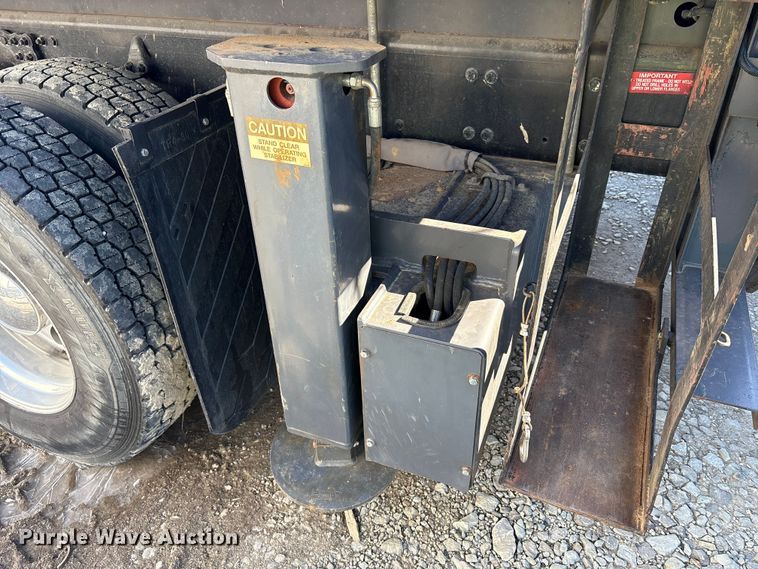 image for item YA2011 2019 Western Star 4700 crane truck