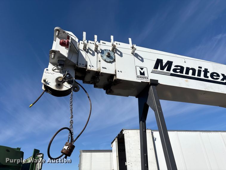 image for item YA2011 2019 Western Star 4700 crane truck
