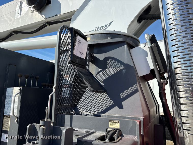 image for item YA2011 2019 Western Star 4700 crane truck