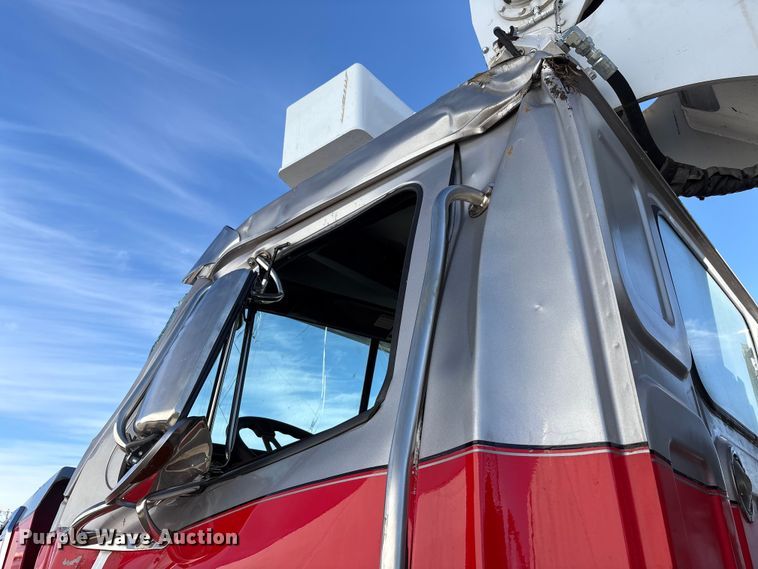 image for item YA2011 2019 Western Star 4700 crane truck