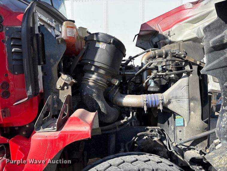 image for item YA2011 2019 Western Star 4700 crane truck