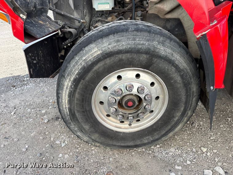 image for item YA2011 2019 Western Star 4700 crane truck