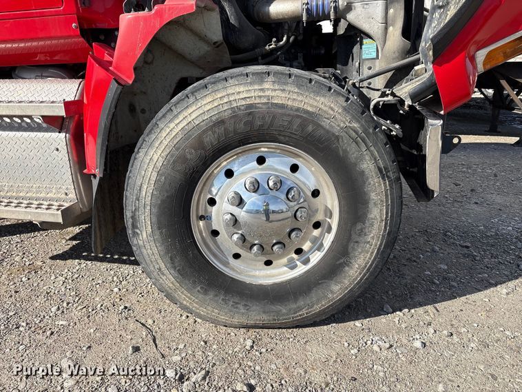 image for item YA2011 2019 Western Star 4700 crane truck