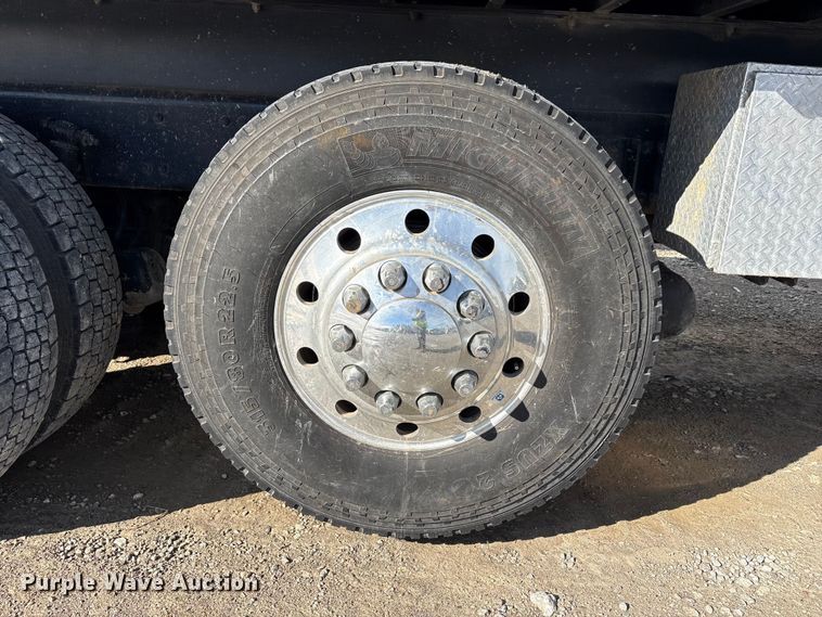 image for item YA2011 2019 Western Star 4700 crane truck