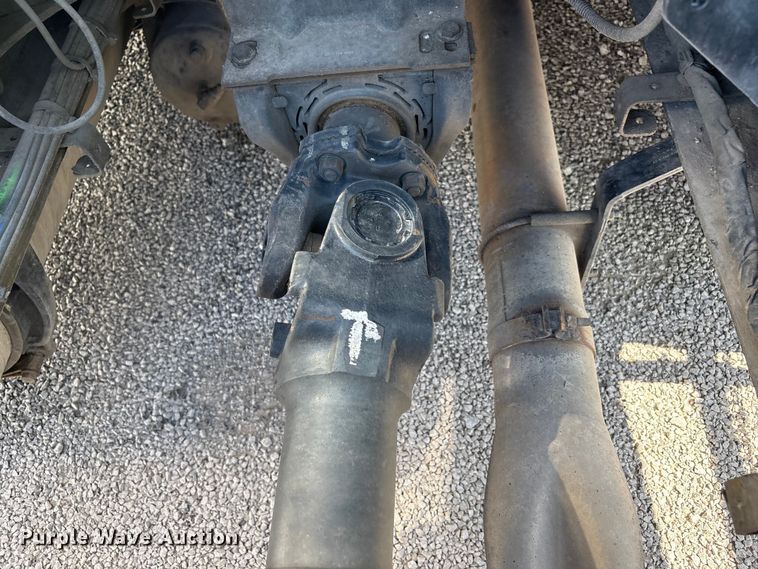 image for item YA2203 2018 Freightliner Cascadia semi truck