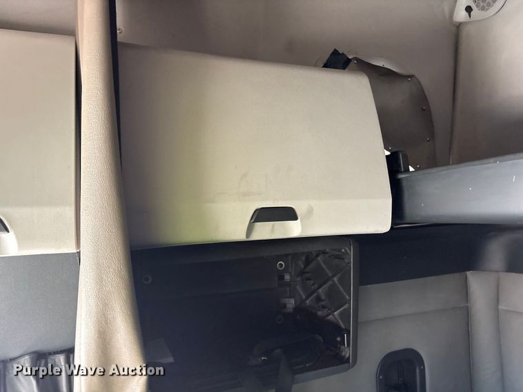 image for item YA2203 2018 Freightliner Cascadia semi truck