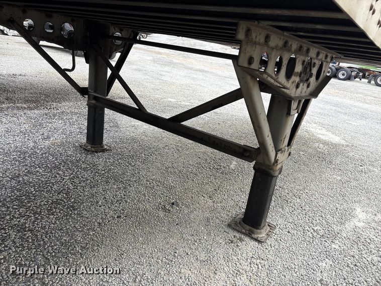 image for item YA2436 2014 Wabash DVHDHPC dry van trailer