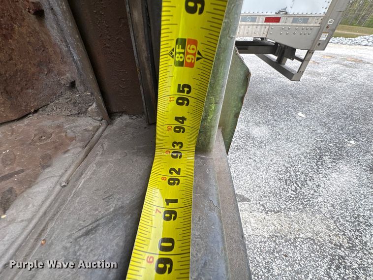 image for item YA2436 2014 Wabash DVHDHPC dry van trailer