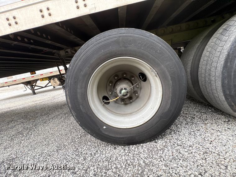 image for item YA2436 2014 Wabash DVHDHPC dry van trailer
