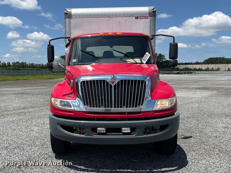 image for item YA2615 2020 International MV607 box truck