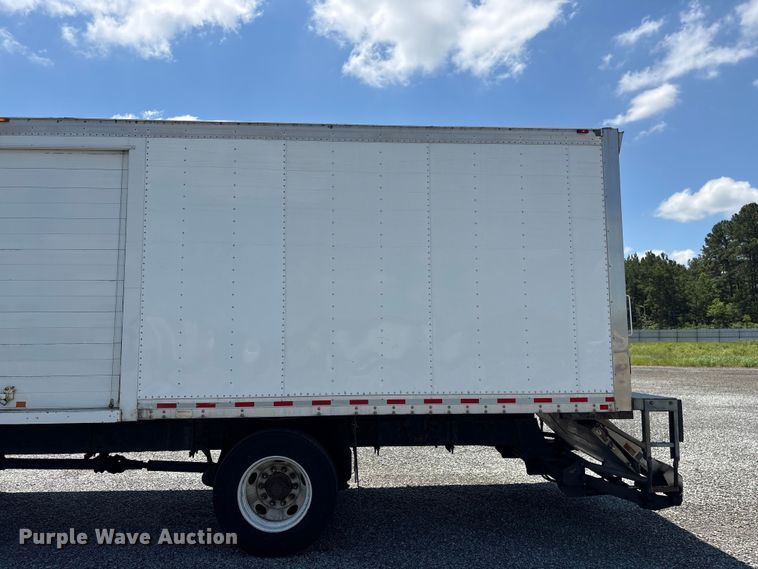 image for item YA2615 2020 International MV607 box truck