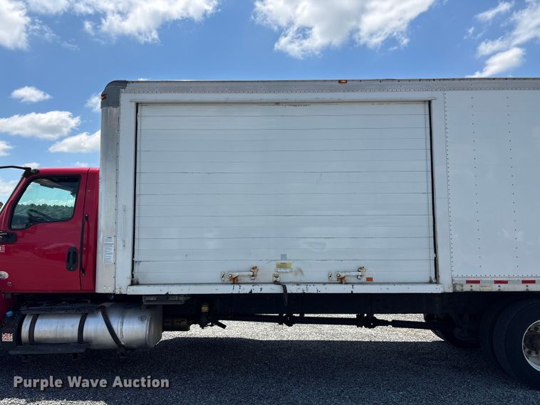 image for item YA2615 2020 International MV607 box truck