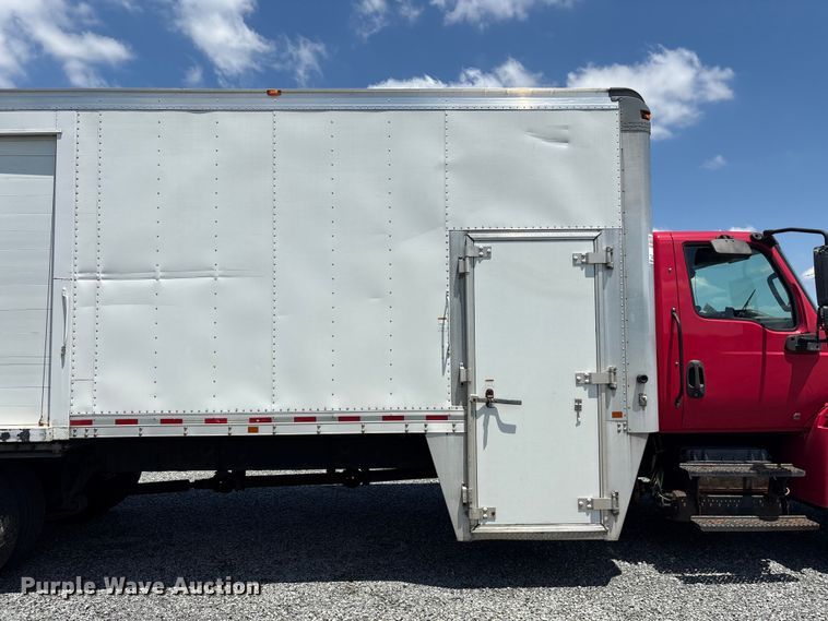 image for item YA2615 2020 International MV607 box truck