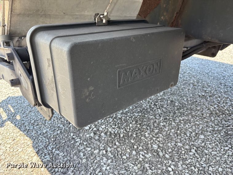 image for item YA2615 2020 International MV607 box truck