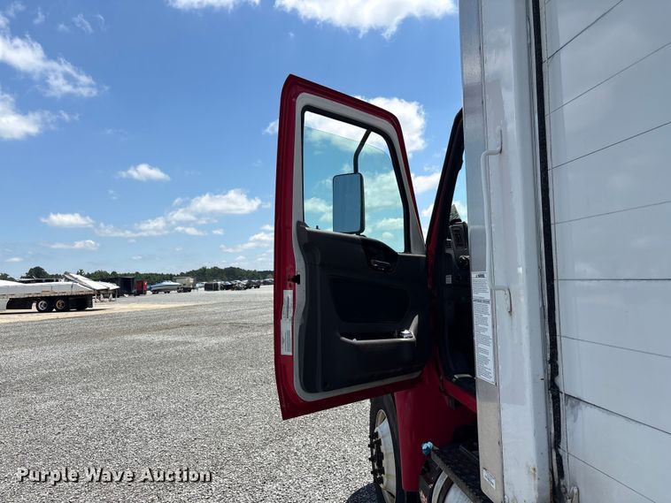 image for item YA2615 2020 International MV607 box truck