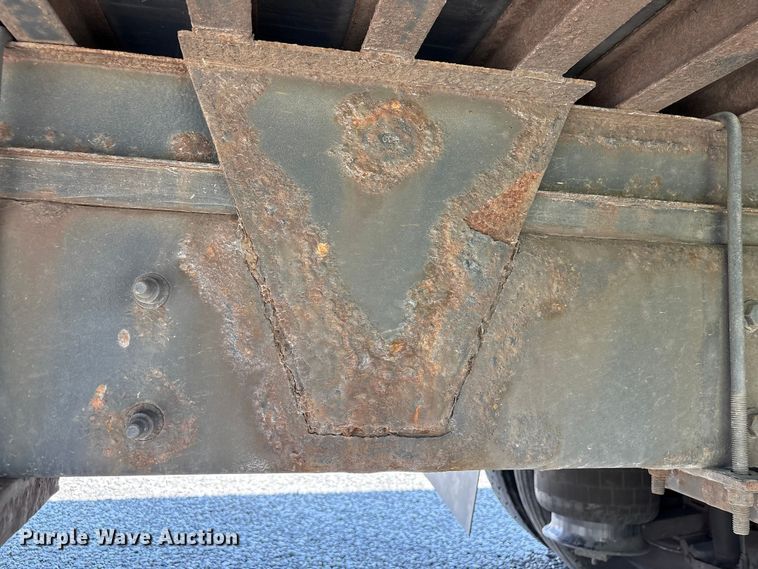 image for item YA2615 2020 International MV607 box truck