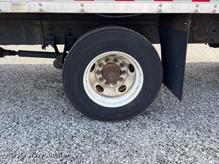 image for item YA2615 2020 International MV607 box truck