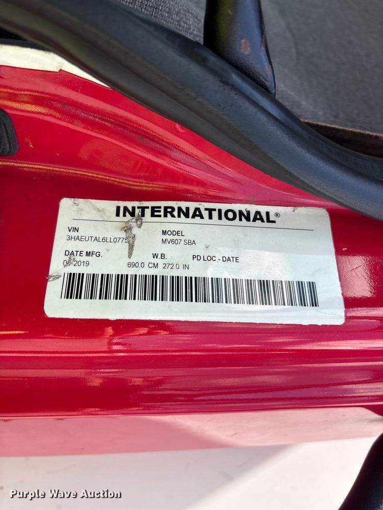 image for item YA2615 2020 International MV607 box truck