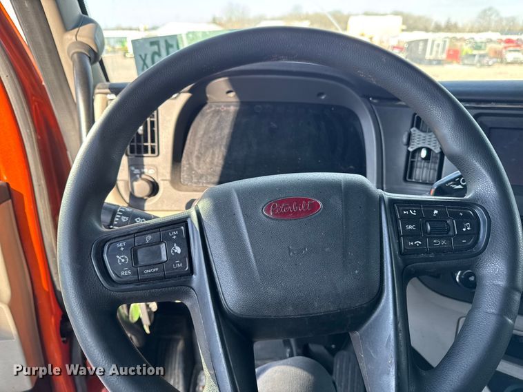 image for item YA2638 2023 Peterbilt 579 semi truck