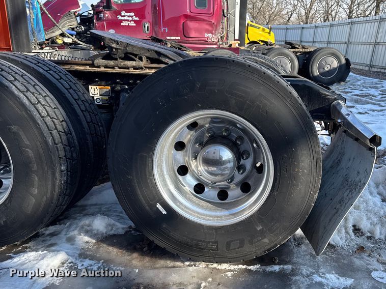 image for item YA2638 2023 Peterbilt 579 semi truck