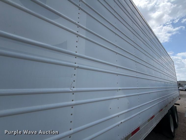 image for item YA3001 2008 Utility refrigerated van trailer