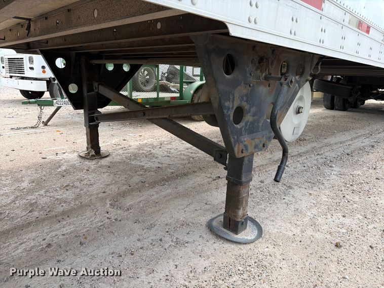image for item YA3001 2008 Utility refrigerated van trailer