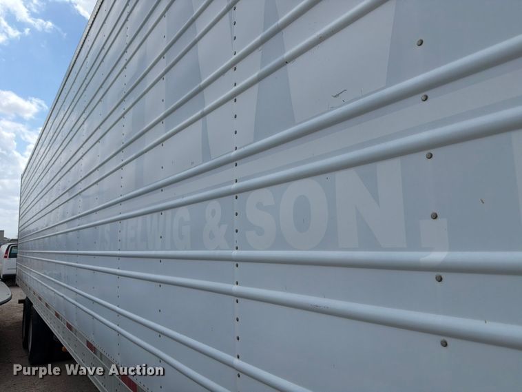 image for item YA3001 2008 Utility refrigerated van trailer