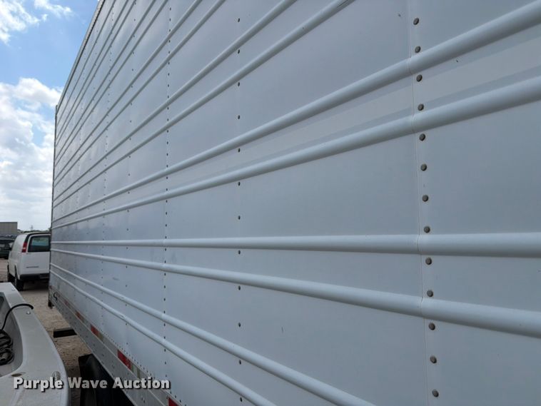 image for item YA3001 2008 Utility refrigerated van trailer