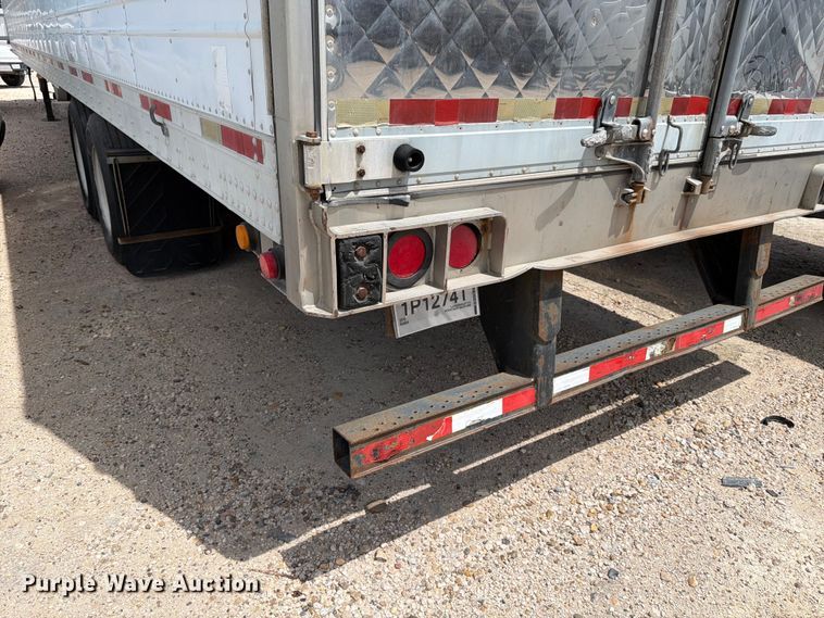 image for item YA3001 2008 Utility refrigerated van trailer