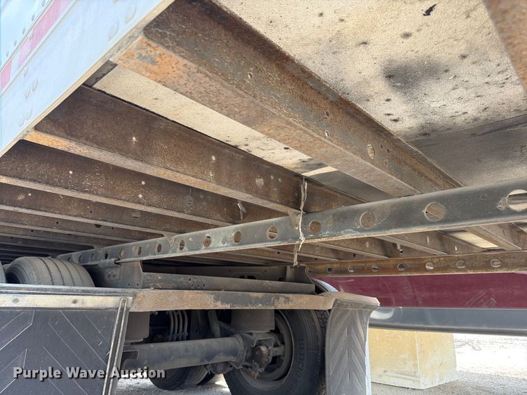 image for item YA3001 2008 Utility refrigerated van trailer