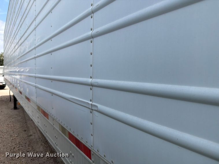 image for item YA3001 2008 Utility refrigerated van trailer
