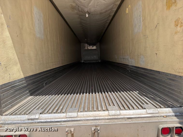 image for item YA3001 2008 Utility refrigerated van trailer