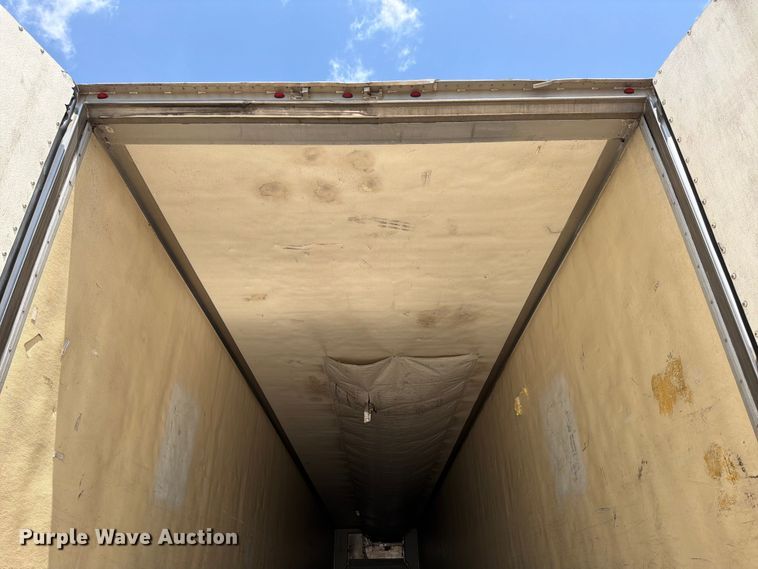 image for item YA3001 2008 Utility refrigerated van trailer