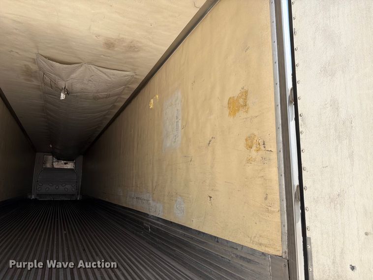 image for item YA3001 2008 Utility refrigerated van trailer