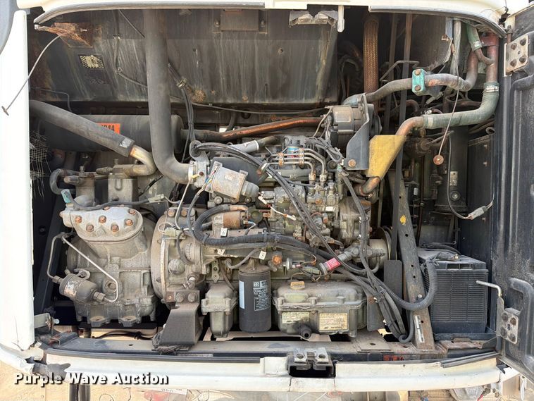 image for item YA3001 2008 Utility refrigerated van trailer