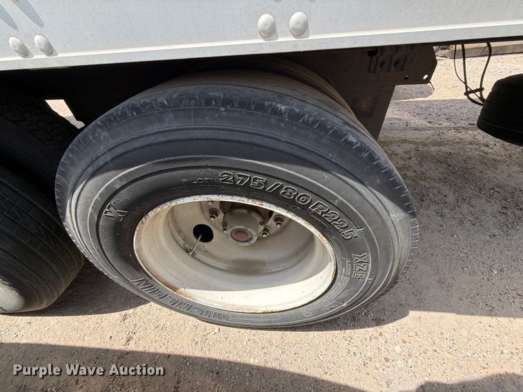 image for item YA3001 2008 Utility refrigerated van trailer