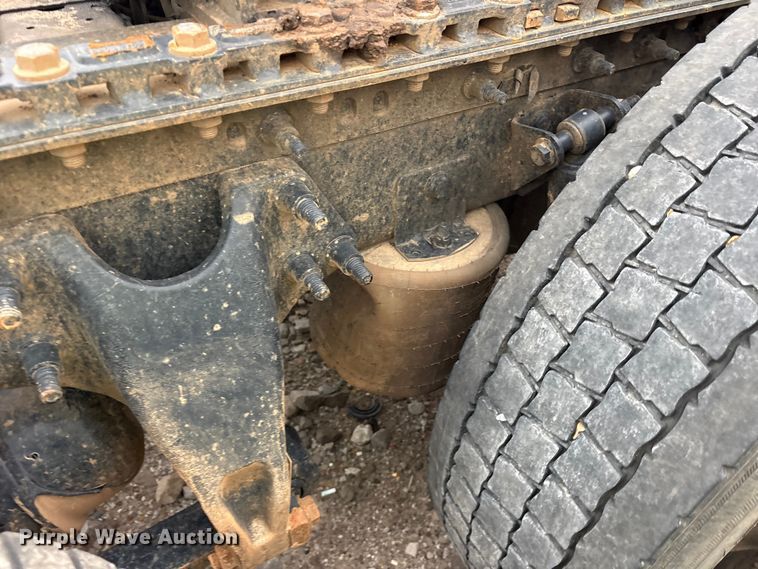 image for item YA3363 2025 International LT625 semi truck