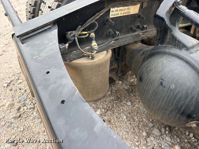 image for item YA3363 2025 International LT625 semi truck