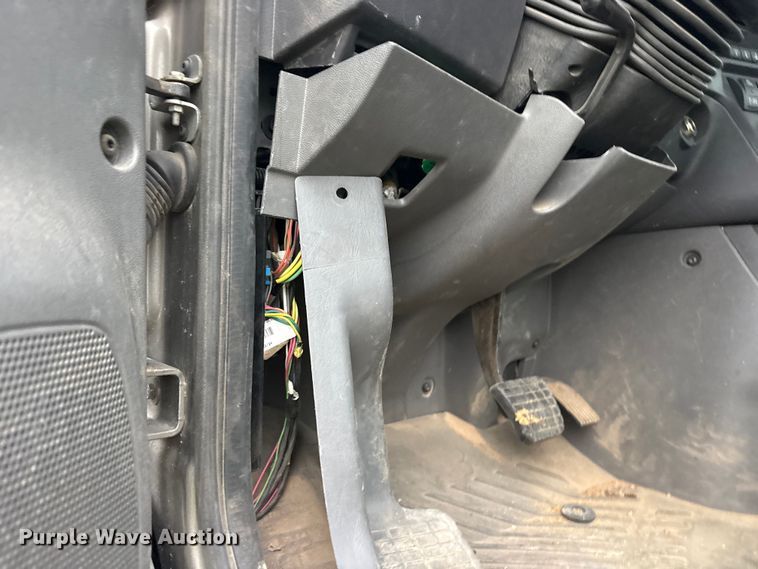 image for item YA3363 2025 International LT625 semi truck