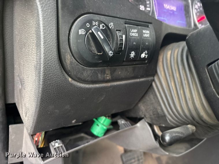 image for item YA3363 2025 International LT625 semi truck