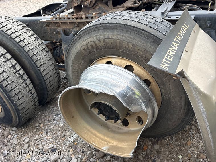 image for item YA3363 2025 International LT625 semi truck