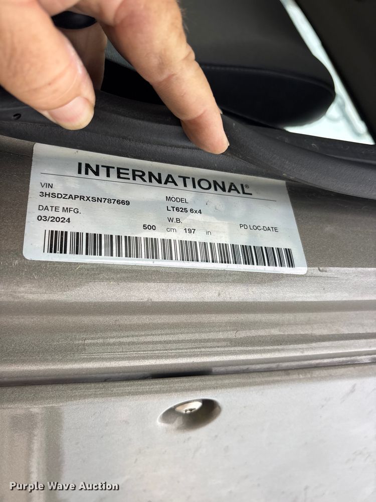 image for item YA3363 2025 International LT625 semi truck