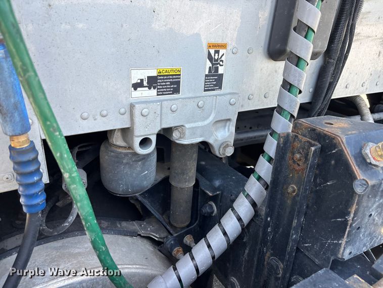 image for item YA3497 2020 Kenworth T680 semi truck