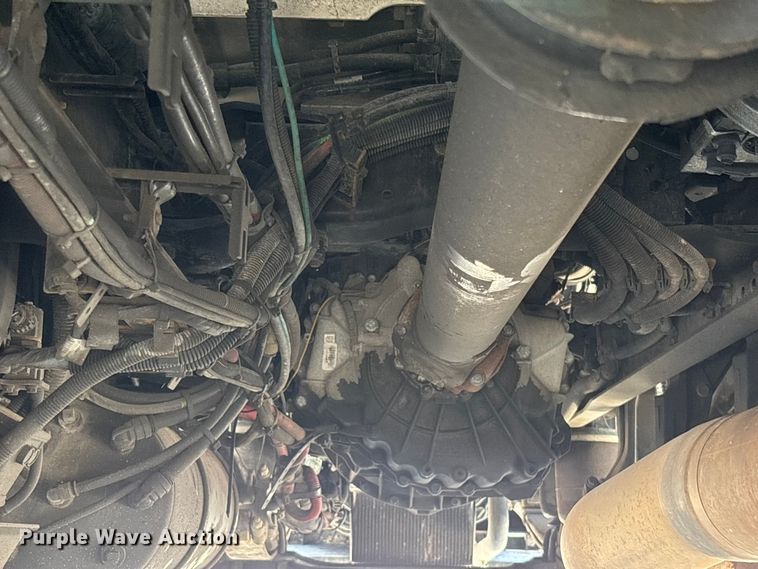 image for item YA3497 2020 Kenworth T680 semi truck