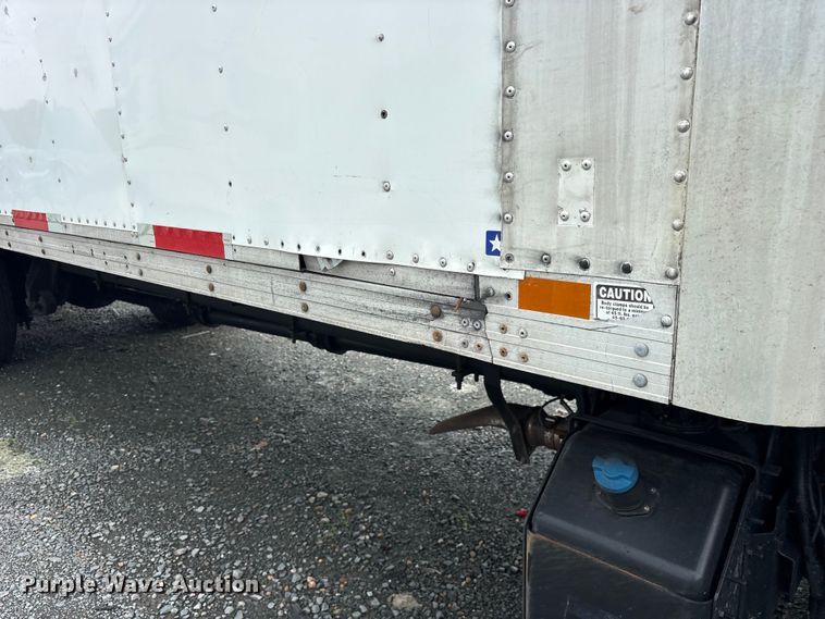 image for item YA3553 2019 International 4300 box truck