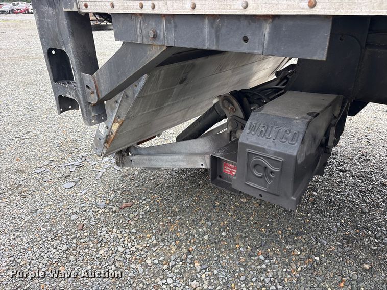image for item YA3553 2019 International 4300 box truck