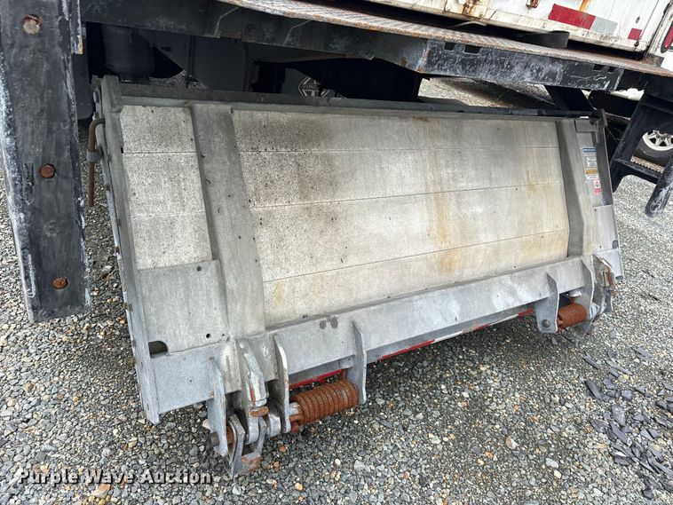 image for item YA3553 2019 International 4300 box truck