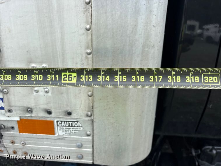 image for item YA3553 2019 International 4300 box truck